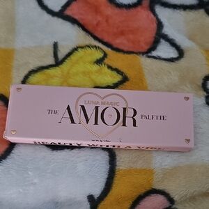 Luna Magic Amor Eyeshadow Palette - Vibrant Shades
